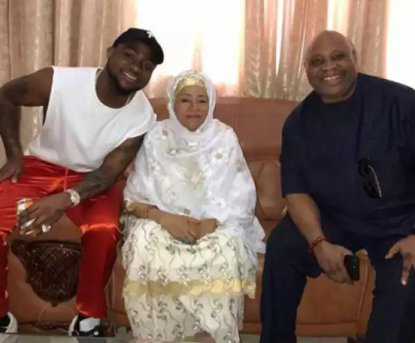 Davido And His Uncle Pictured With Former First Lady, Maryam Abacha